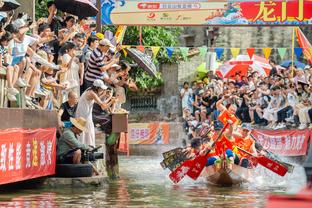 深圳队官博晒对阵浙江队预热海报：斗牛！